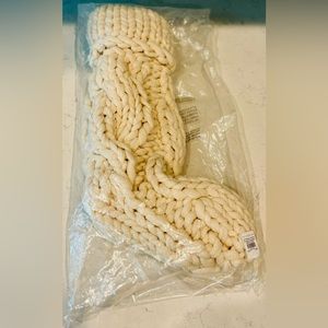 NWT Pottery Barn Colossal Chunky KNIT Christmas Stocking Holiday Ivory